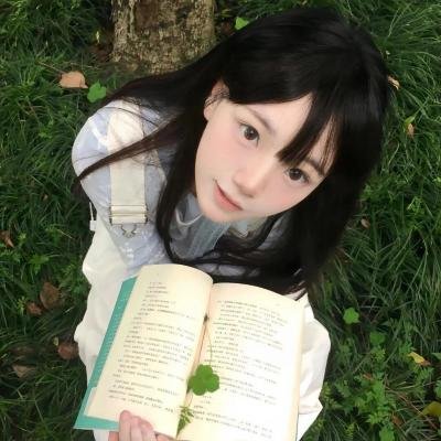 黄昏时分、牵着手